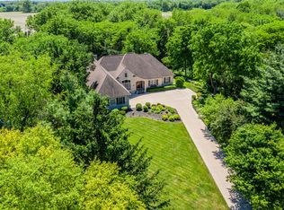 1724 Edgewood Ct, Princeton, IL 61356