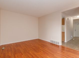 1 Hooke Rd NW #887, Edmonton, AB T5A4K5