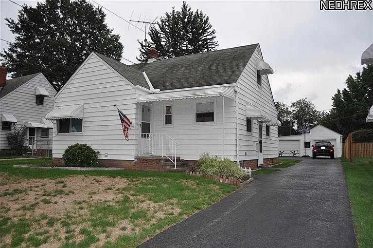 11712 McCracken Rd, Garfield Heights, OH 44125 Zillow