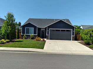 295 SW Applegate Trail Dr, Dallas, OR 97338
