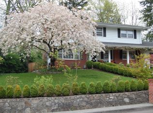 7265 SW Sharon Ln, Portland, OR 97225