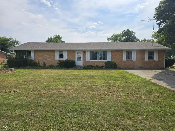 8925 Walnut St, Taylorsville, IN 47280