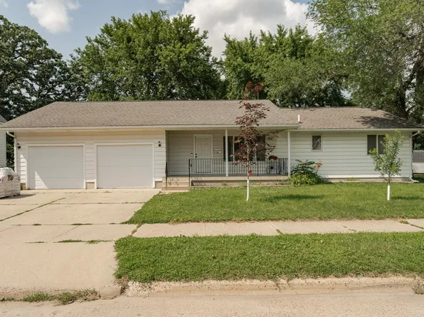 813 8th Ave SE, Austin, MN 55912