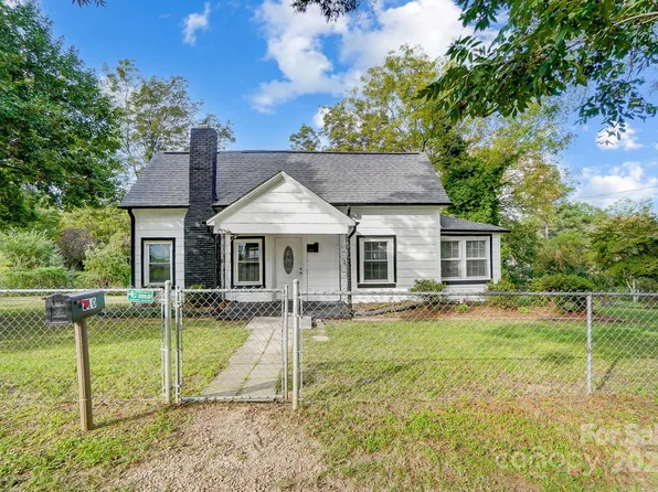 210 W Ohio Ave, Bessemer City, NC 28016