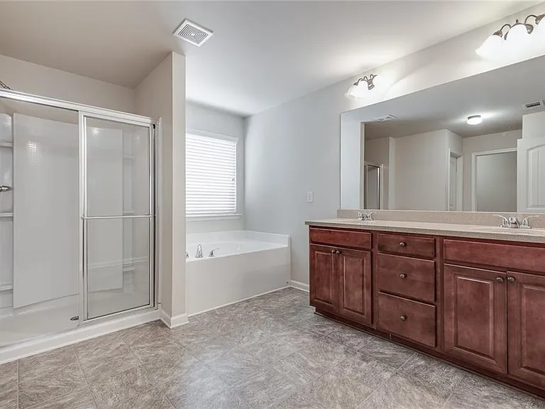 3180 Wildberry Run Ln — Photo 25