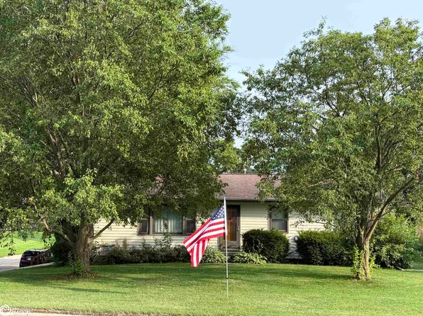 502 4th St SW, State Center, IA 50247