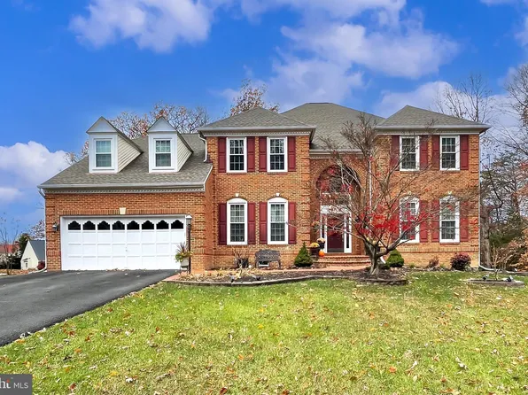 9482 Gauge Dr, Fairfax Station, VA 22039