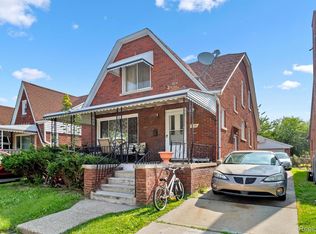 6208 Yinger Ave, Dearborn, MI 48126