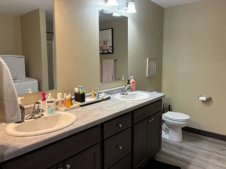 919 Lakeside Ave #2 — Photo 16