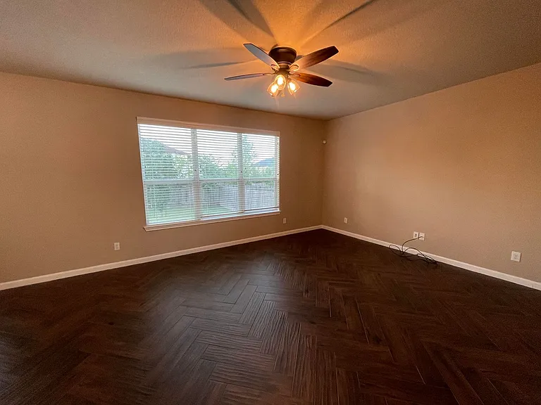 9614 Copper Est — Photo 3