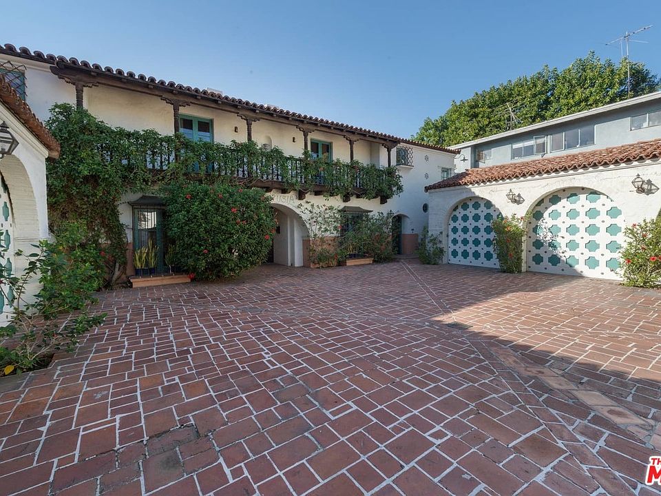 1st image of 1471 Havenhurst Dr #2