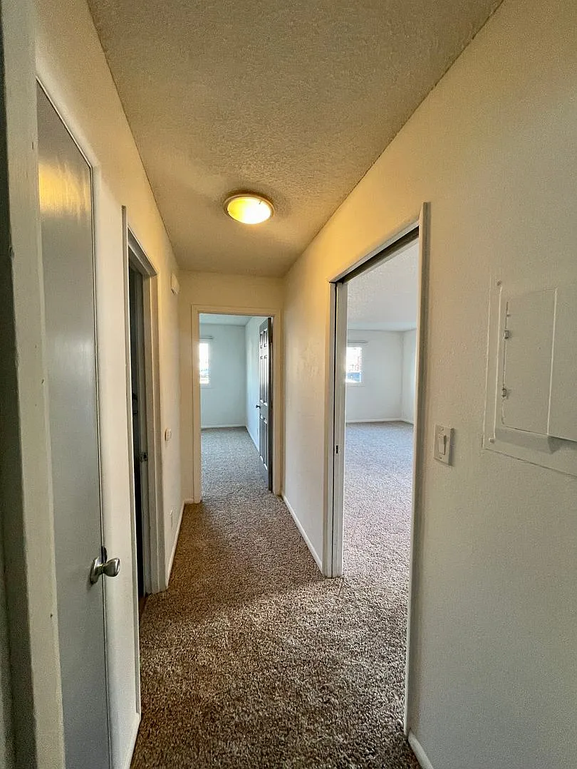 Park Place East — Photo 4