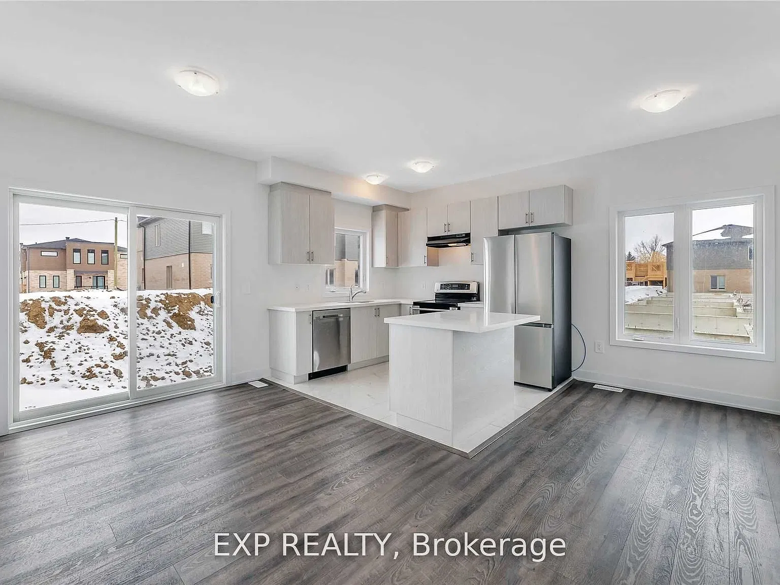 4 bed, $3,000 — Photo 4