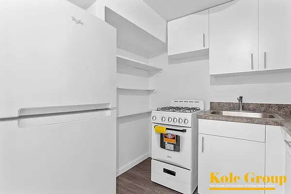 Rented by Kole Group | media 8