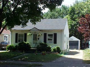 2004 Lyons Ave, Lansing, MI 48910