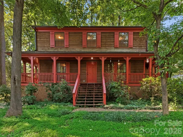14200 Hackamore Dr, Matthews, NC 28105