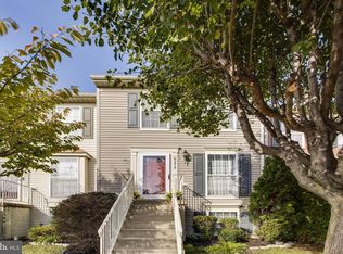 6372 Michael Robert Dr, Springfield, VA 22150