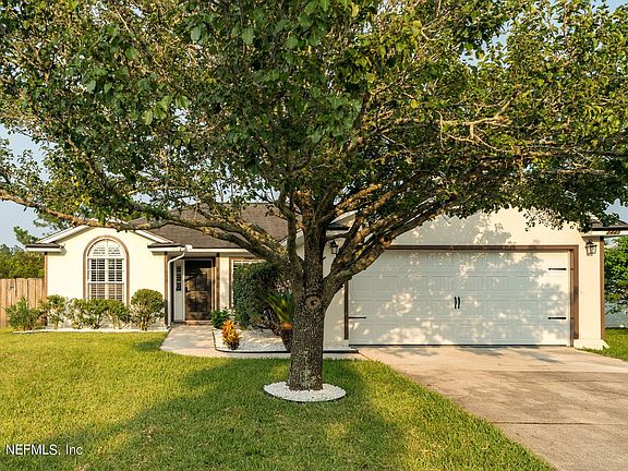 2nd image of 2445 Cool Springs Dr S