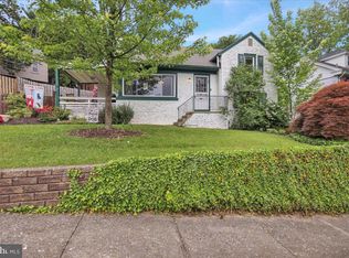 59 Upland Rd, West Lawn, PA 19609