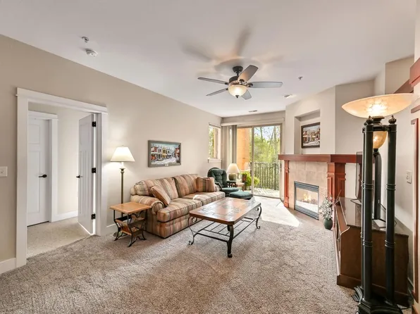 15295 West Library LANE #110, New Berlin, WI 53151