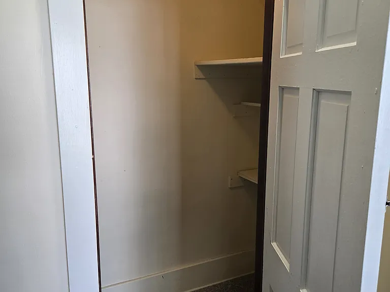 918 Walnut St #1 — Photo 4