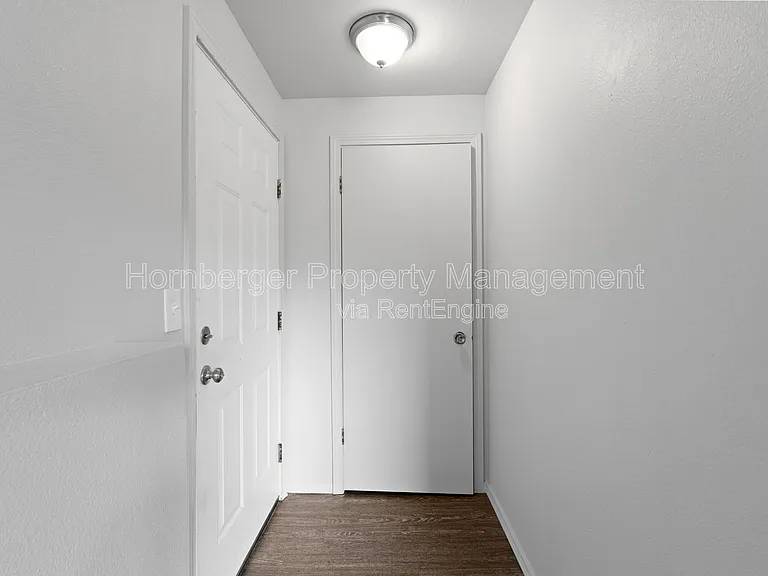 3203 N Smith St #6 — Photo 7