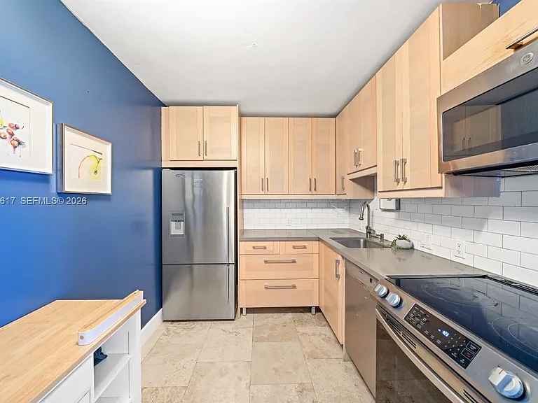 20335 N Country Club Dr #1208 — Photo 16