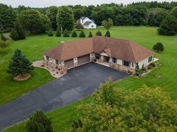 W5355 Gladhurst LANE, Elkhorn, WI 53121