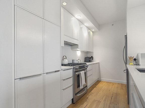 2nd image of 23 W 116th St APT 3B