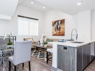 10746 Riverside Dr #5, North Hollywood, CA 91602