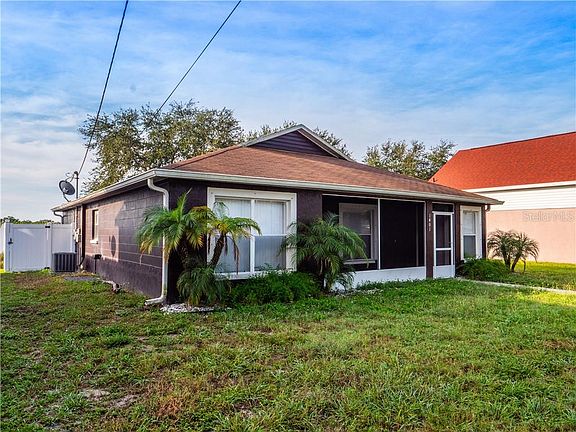 3rd image of 1401 Casa Bonita Ave