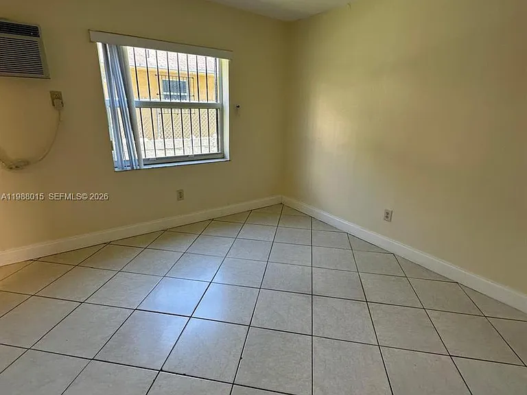100 NE 78th St #4 — Photo 10