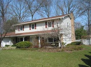 6 Anton Ct, New City, NY 10956