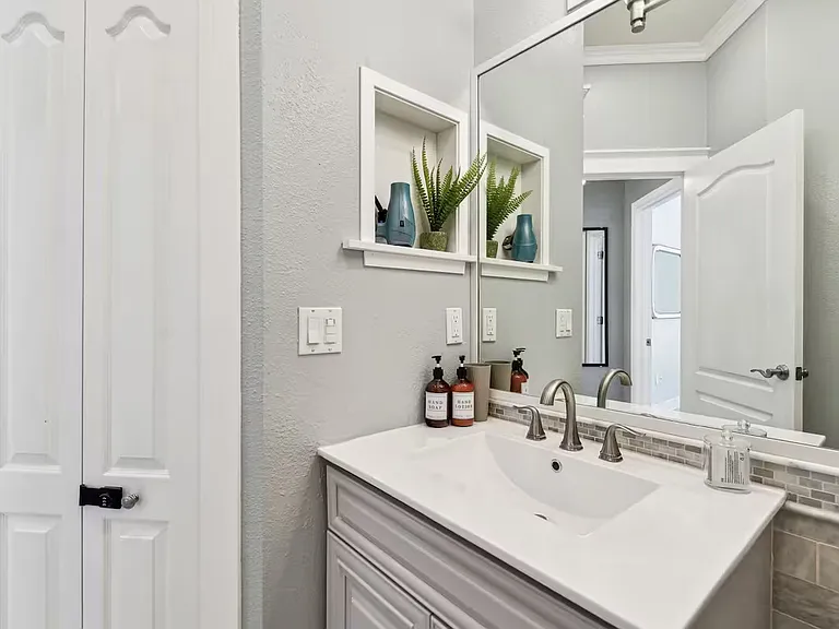 3744 Golden Eagle Dr — Photo 21
