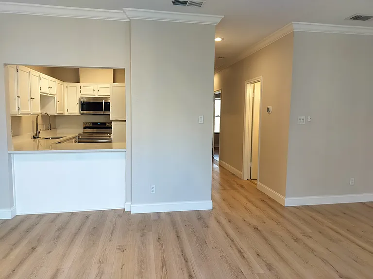 5310 Keller Springs Rd #723 — Photo 17
