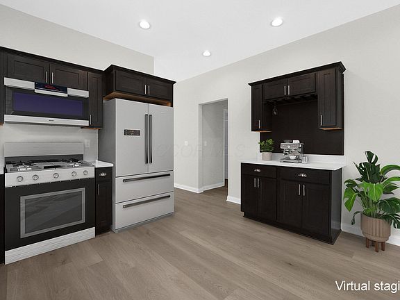 3rd image of 3638 Grant Ave