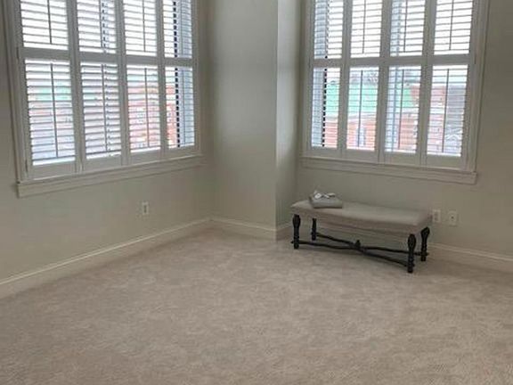 5th image of 1020 N Highland St Unit 601