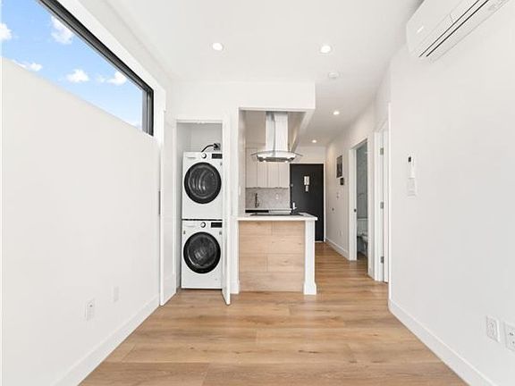 4th image of 901 60th St APT 4A