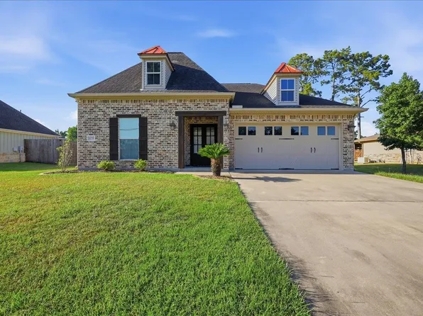 1270 Tallow Cir, Sour Lake, TX 77659