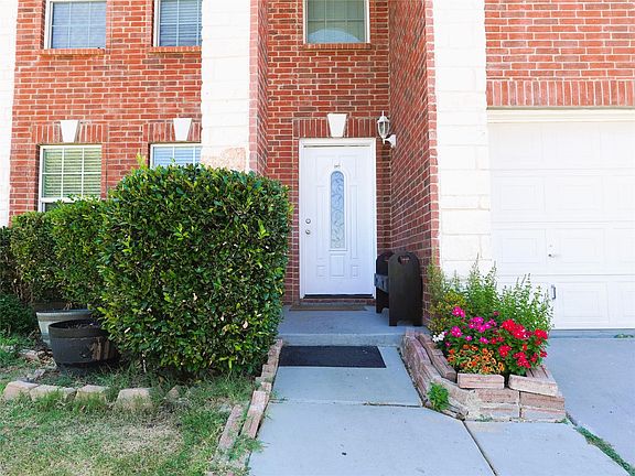3rd image of 9017 Troy Dr