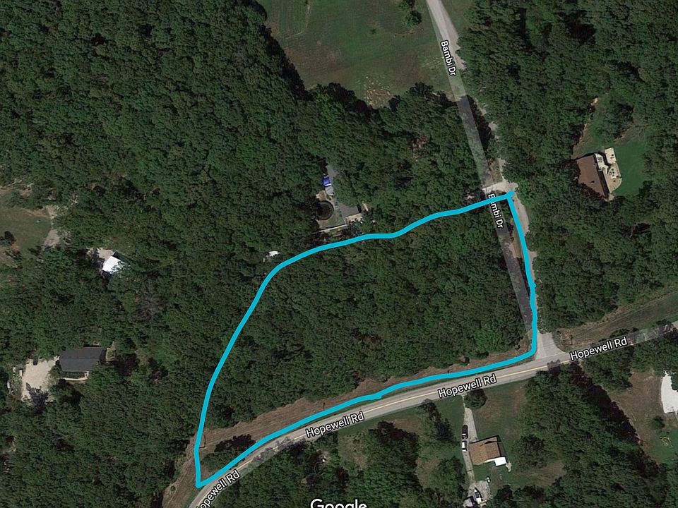 2nd image of 20 Bambi Dr