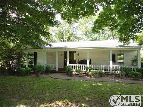 1st image of 119 Wilkerson Ln