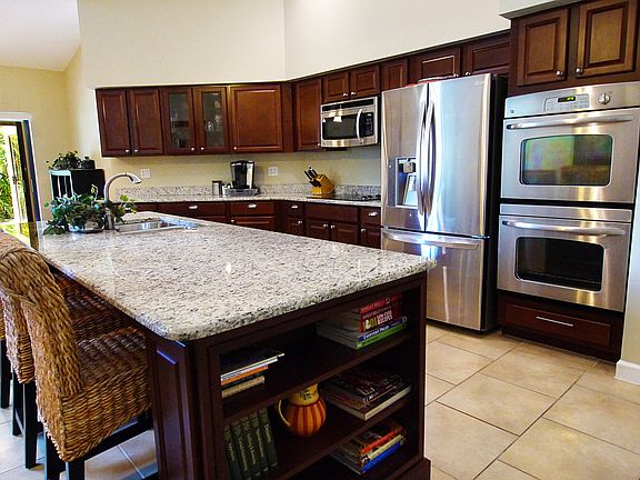 3rd image of 7356 Pinemount Dr