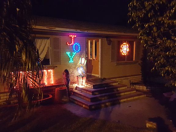 3rd image of 494 S Macy St Spc 40