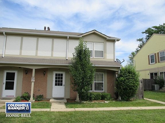 2nd image of 12 Fernwood Dr #Q