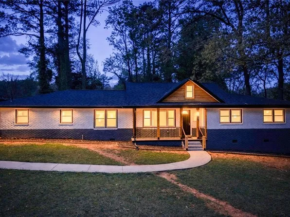 1747 Glenhaven Cir, Decatur, GA 30035