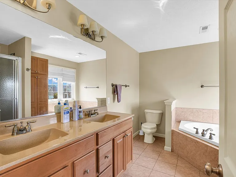 2321 Blanche Ln — Photo 16