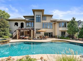 11205 W 165th St, Overland Park, KS 66221