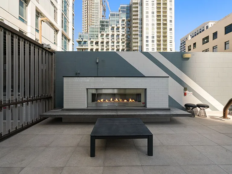 1262 Kettner Blvd #901 — Photo 32