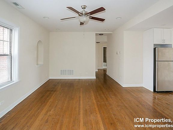 3rd image of 1829 W Leland Ave #1A